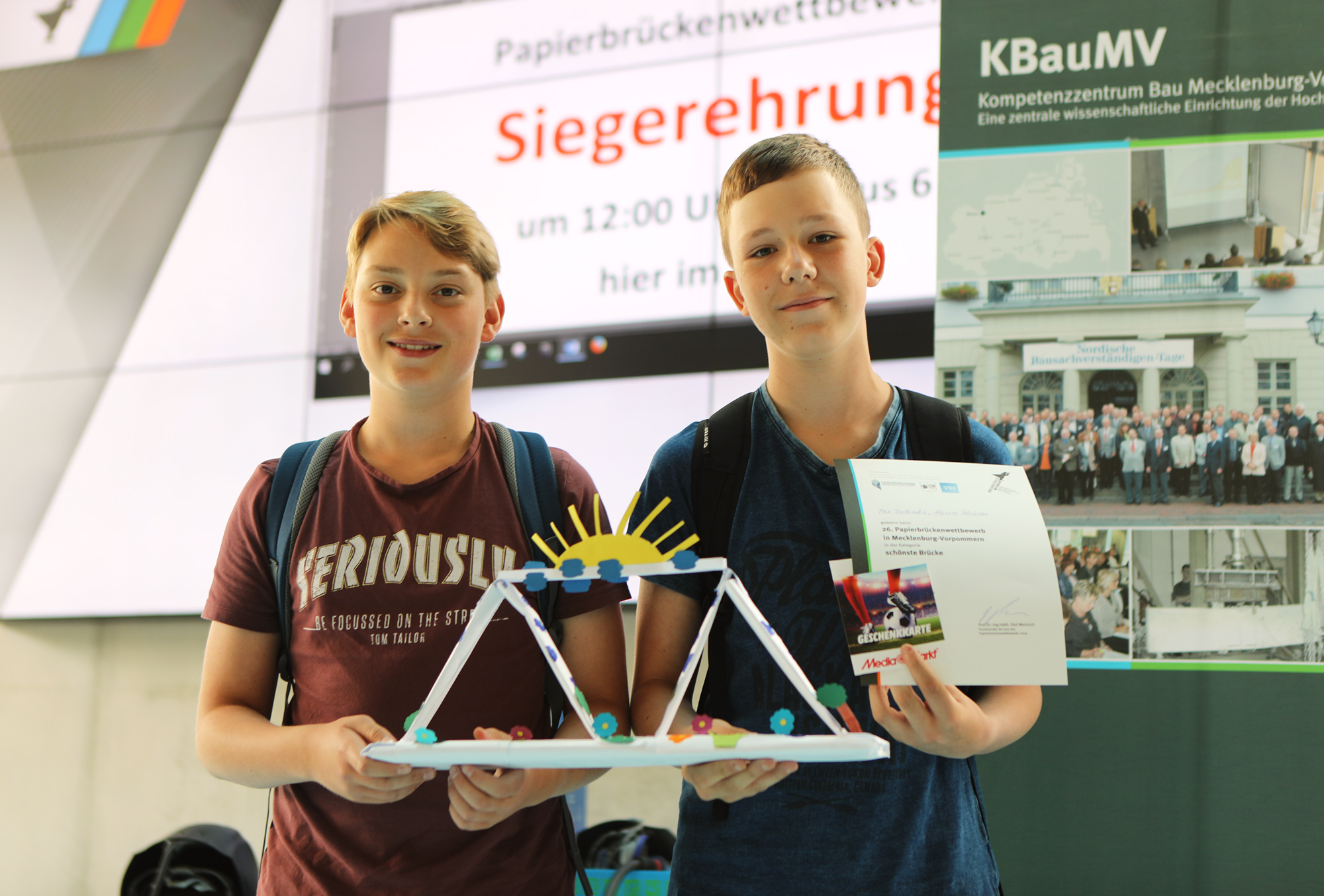 papierbr-ckenbaumeister-2019-gek-rt-hochschule-wismar