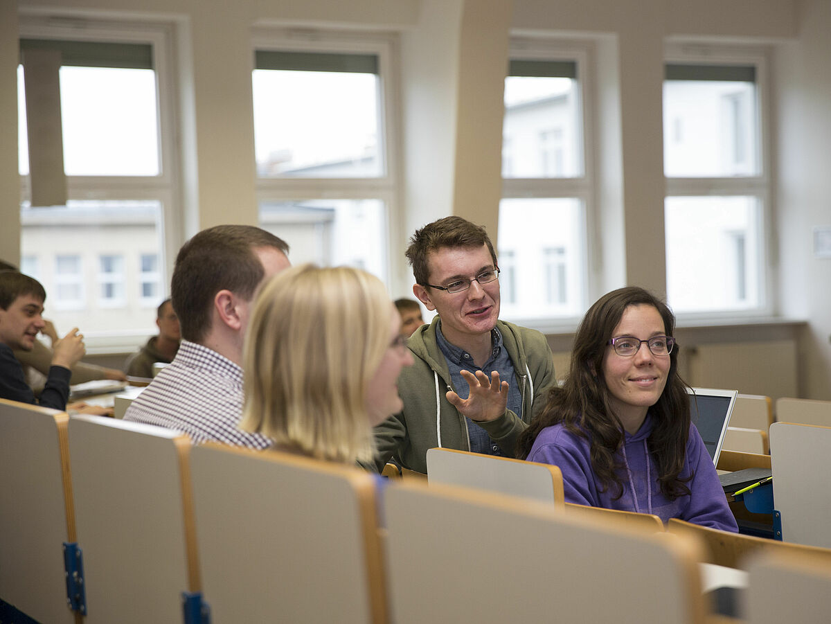 Wirtschaft und Recht studieren an der Fakultät für Wirtschaftswissenschaften